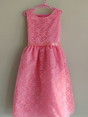 Girls Pink Lace Formal Dress with Satin Waistband Size 10